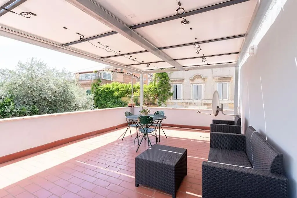 Holiday home A 300Mt Dalla Metro Linea C - Dimora Intima E Tranquilla Rome